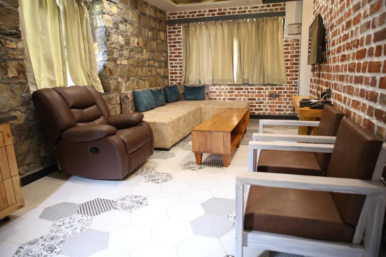 Rājpur Granny'S Den Resort מראה חיצוני תמונה
